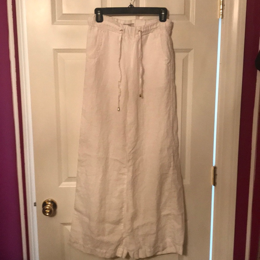 Guess, small, linen white flare pant